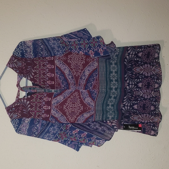 Amy Wear 3/4 sleeve top - Picture 4 of 5